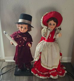 Vintage 1989 Display Arts Animated Light-Up Christmas Caroler Dolls 24" Pair