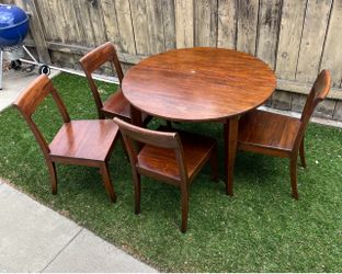 Solid Wood Crate & Barrel Dining Room Table with 4 Chairs