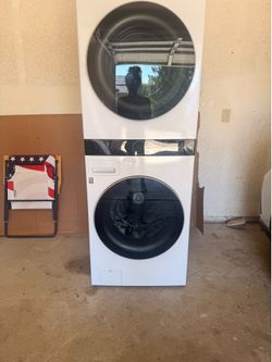 LG ThinQ Washer/Dryer