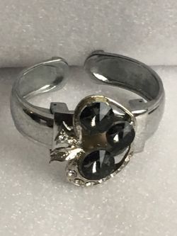 BEAUTIFUL SILVER TONE BANGLE WATCH 🌺🌺FOR SMALL WRIST