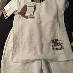 Burberry Out Fit Size M Women