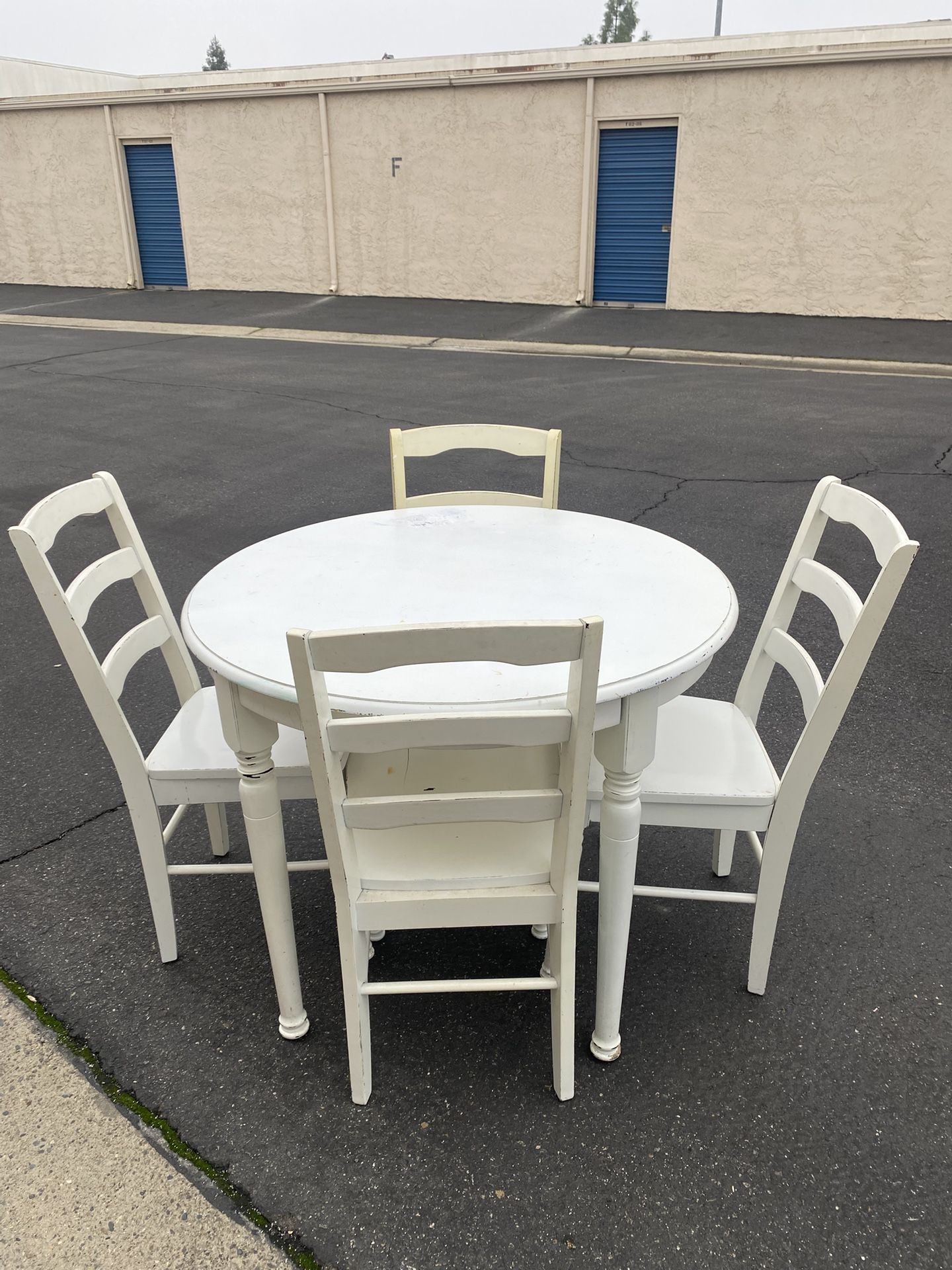 Dining Table Set