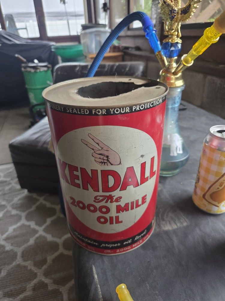 Kendall 1 Gallon Oil Can