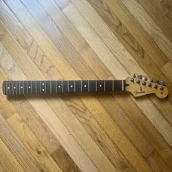 Fender Stratocaster Neck Pau Ferro 9.5 radius 22 frets with Hardware