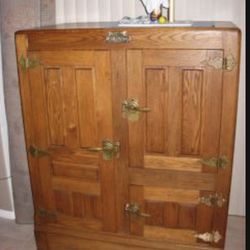 Antique Solid Oak Ice Chest 