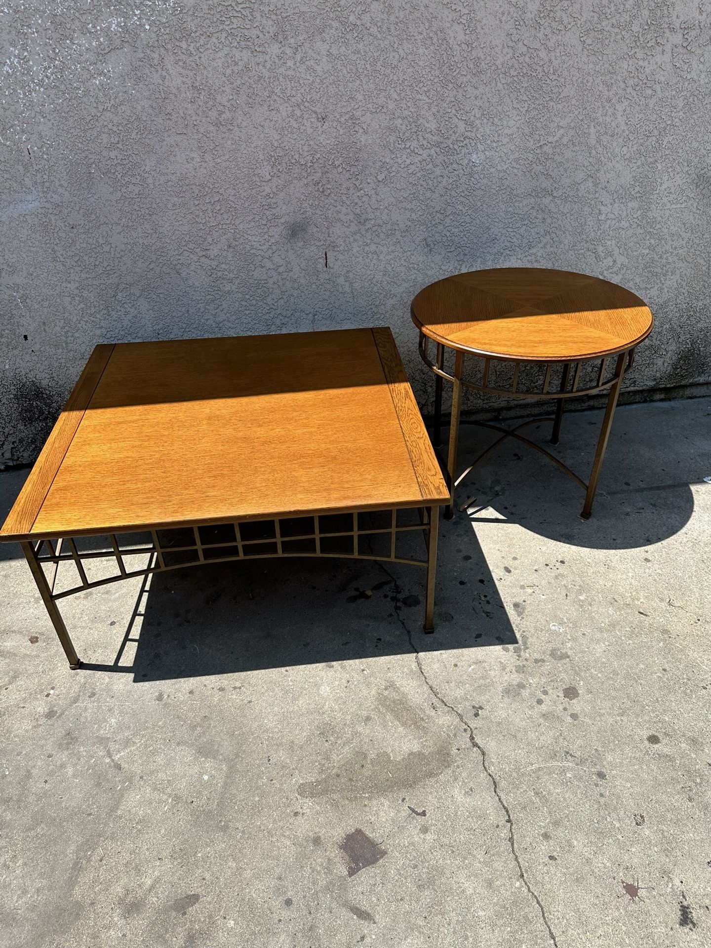 SET 2 DECOR TABLES GOOD CONDITION