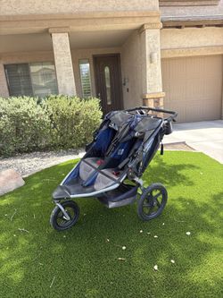 BOB duallie stroller Revolution SE with attachments