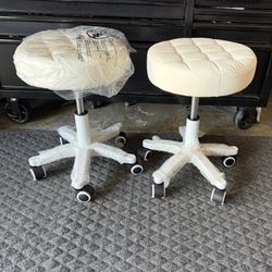 Round Rolling Stool with Wheels