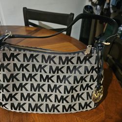 Michale KorS