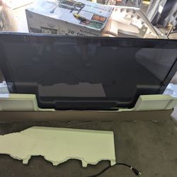 PANASONIC VIERA  PLASMA HDTV , 46" W REMOTE 