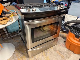 Kenmore Stainless Steel Slide-in Gas Range 30”