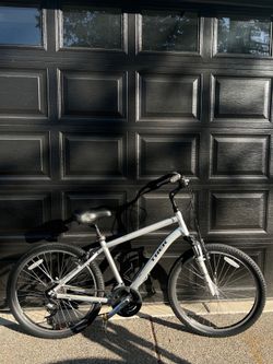 Trek Shift 2 Hybrid Bike 26”