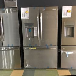 Frigidaire French Door Refrigerator With Water Dispenser And Ice Maker