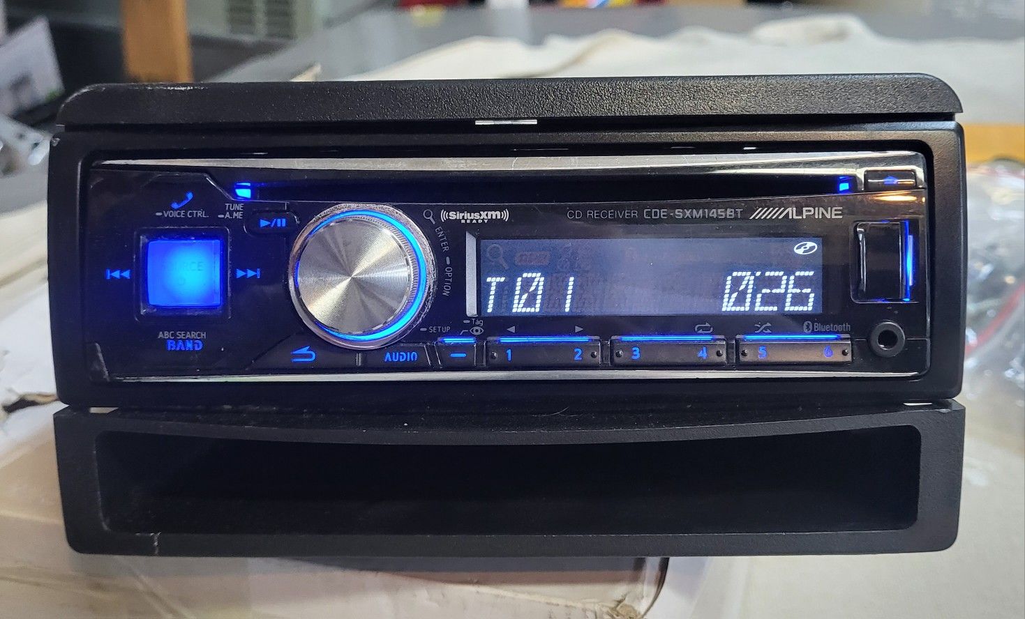 Alpine Cd Player With Bluetooth for Sale in Seatac, WA OfferUp