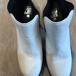 Juicy Couture Boots