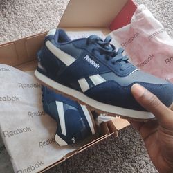 REEBOK -SteelToe-sz7