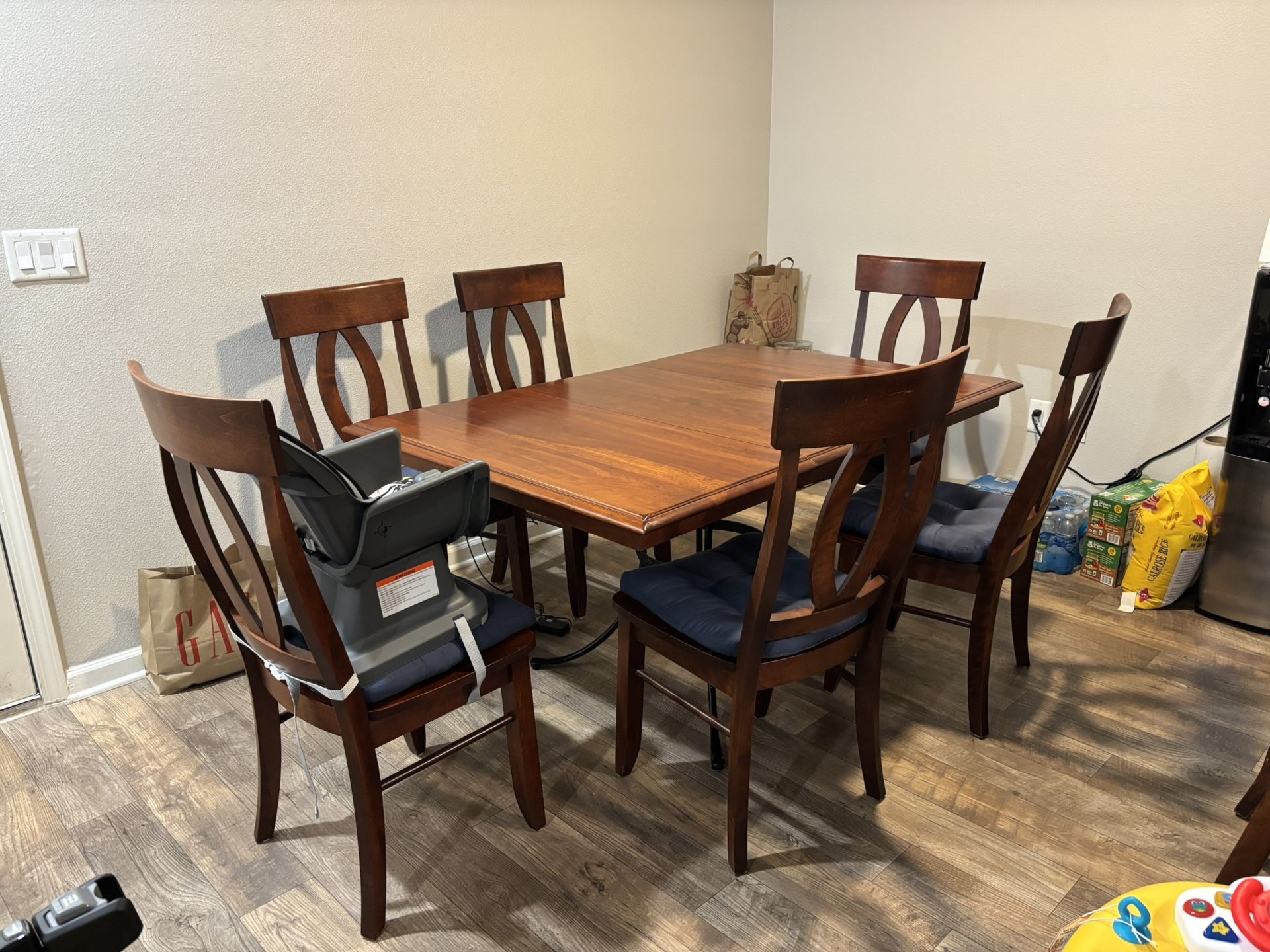 Dinner Table And Chairs