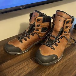 Vasque WP St. Elias GTX Hiking Boots - Men's Size 11