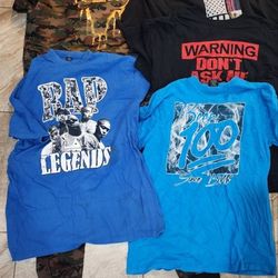 6 items men's clothing - 4XL-5XL size.  T-shirts and green/gold costume. 