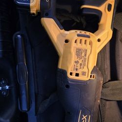 Dewalt 20v XR Sawzall & Battery