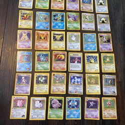 Holographic Pokémon Cards! With Charizard!