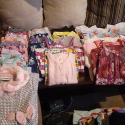 Very Nice Little girl. Size 2Toddler & 3Toddler.  27 Pieces  Clothes Bundle