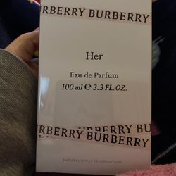 burberry her perfume