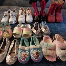Size 6, 7 , And 8 Shoes, Boots, And Slippers/flats
