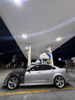 2009 Pontiac g8/ SS8