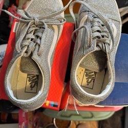 Women’s Vans Size 7.5 