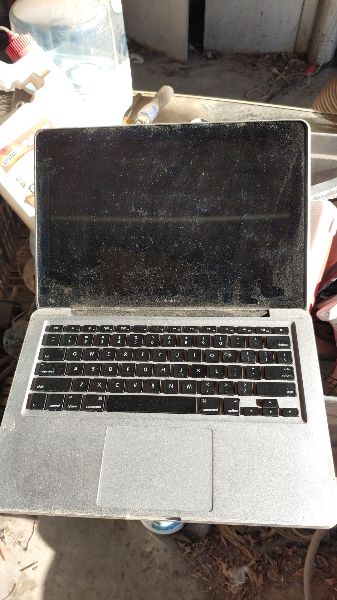 Mac book pro, for parts