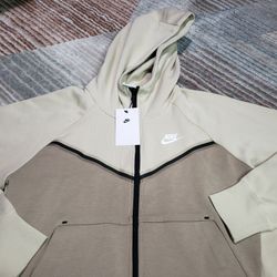 Nike Tech Fleece Hoodie Windrunner Full Zip Hooded Sportswear Women Med. NWT 