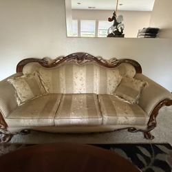 ELEGANT LIVING ROOM SET 