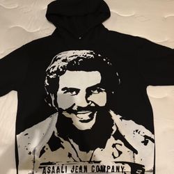 Asaali Hoodie Size XL