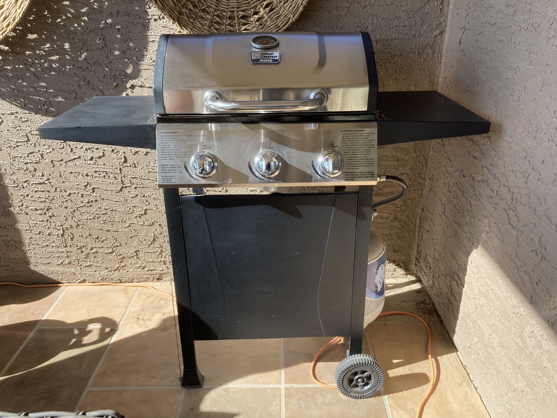 Blue Rhino 3 Burner BBQ Grill with PPTank 