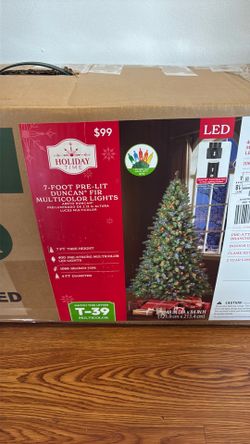 Christmas tree pre lit 7 ft
