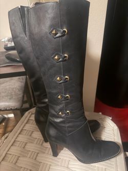 Black boots