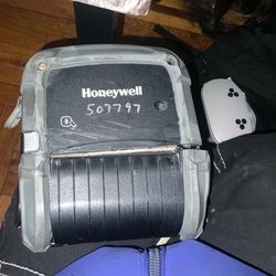 Portable thermal printer