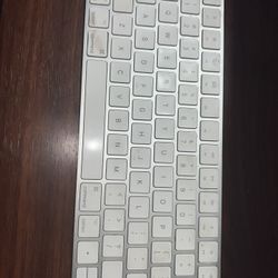 Apple Keyboard 2