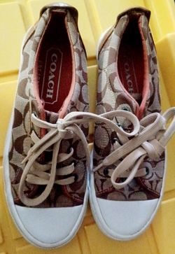 Coach Women's  Chestnut Signature Canvas Lace-Up Sneakers Shoes 