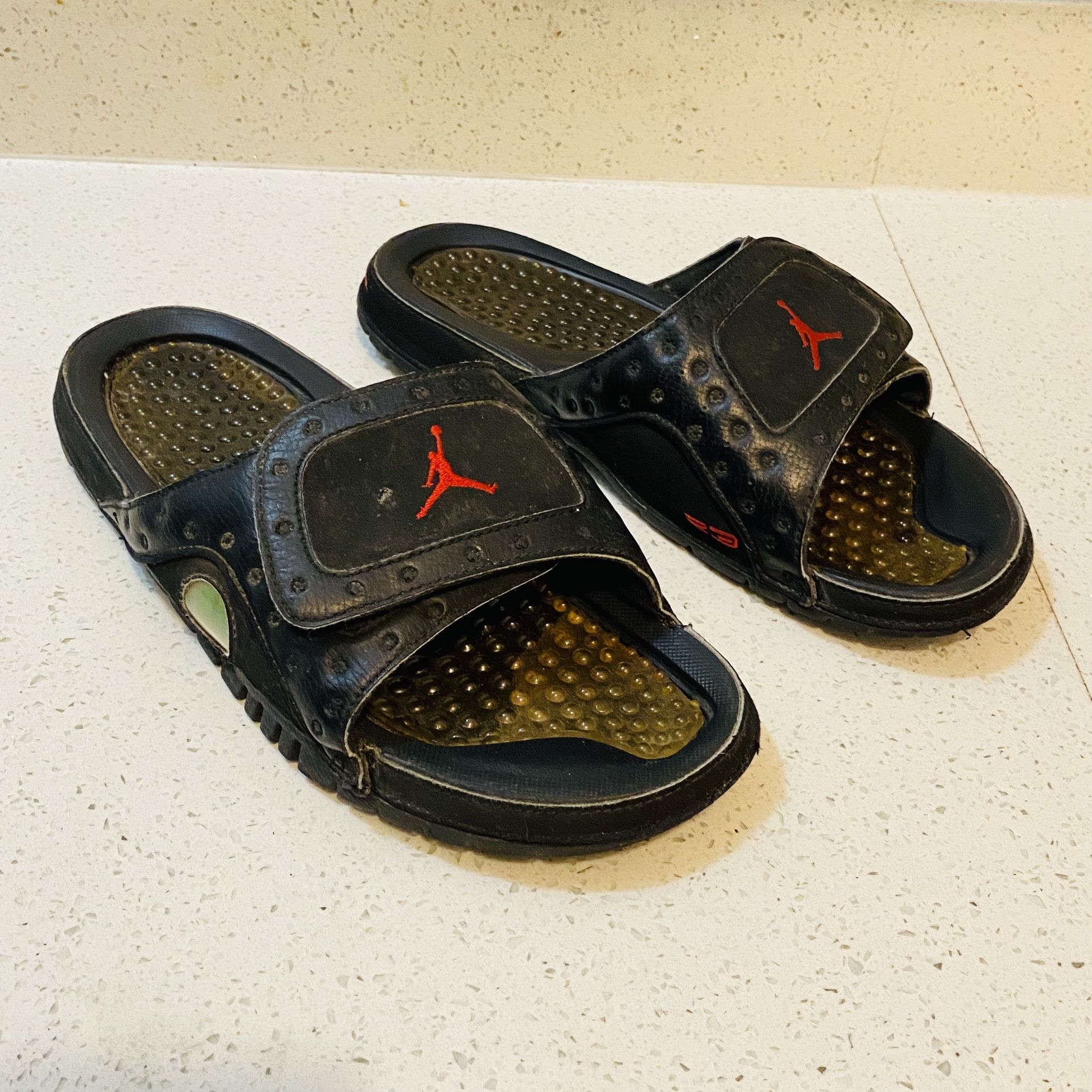 Nike Air Jordan Hydro 13 Retro Men s Size 10 Black Slides 684915 010 for Sale in Houston TX OfferUp