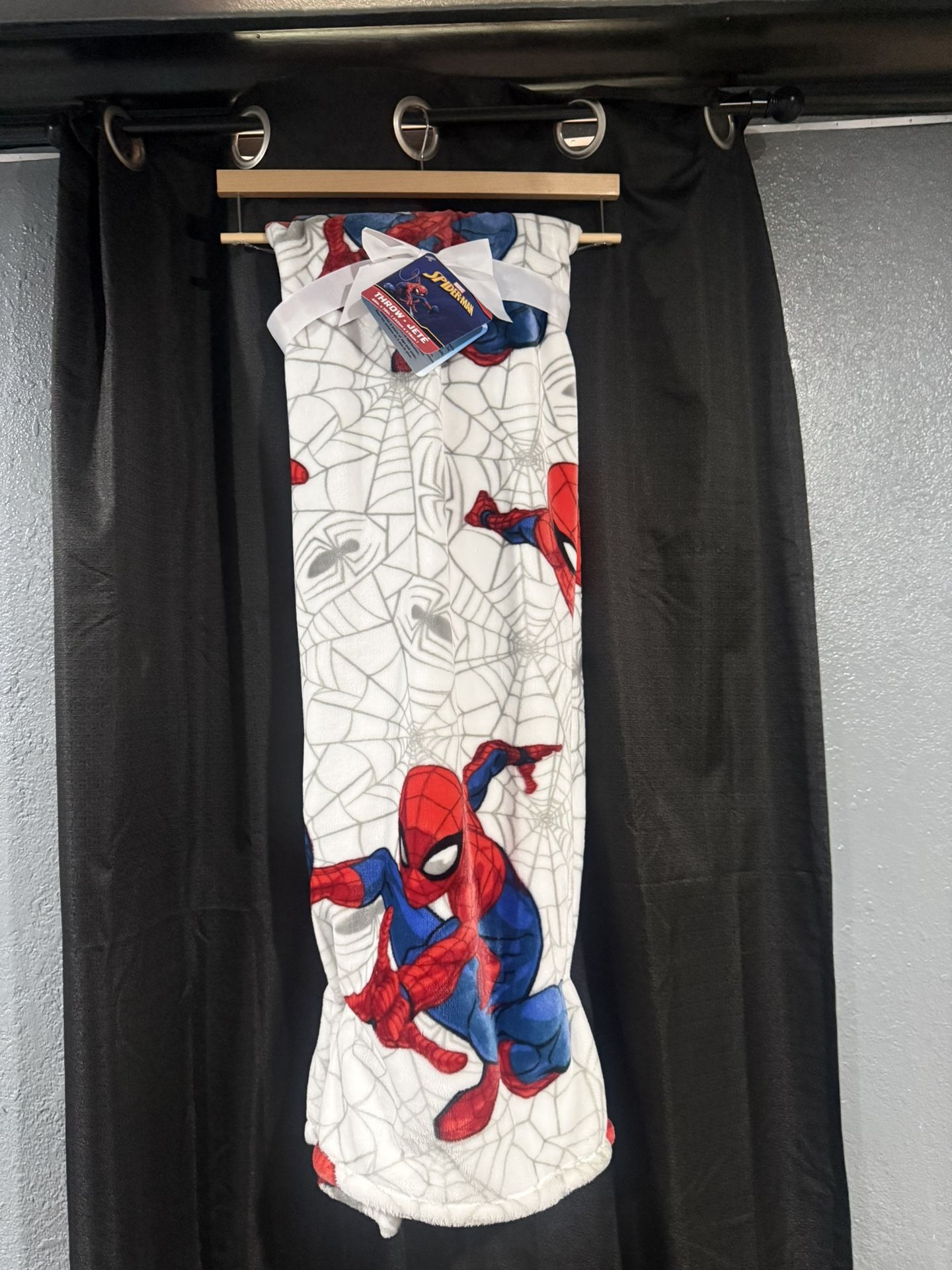 Spider Man Throw Blanket