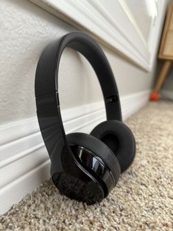 Beats Solo 2 Wireless