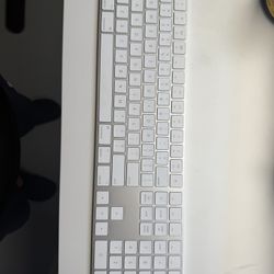 Apple Magic Keyboard