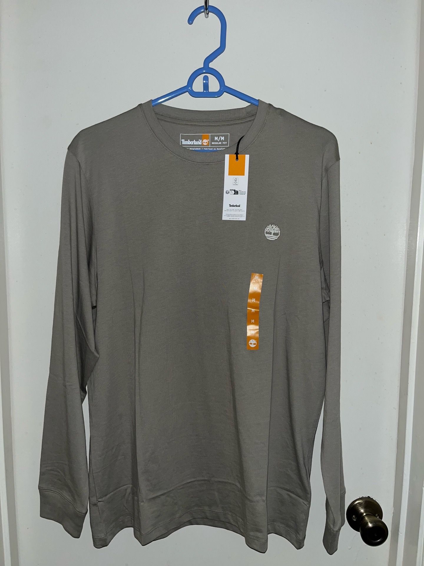 Timberland Men's Oyster River Chest Logo Long-Sleeve T-Shirt. Sage Green, men’s size medium, brand new with tags.