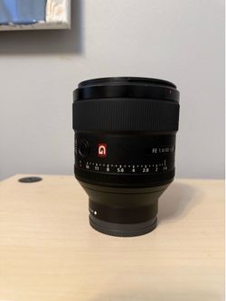 Sony FE 85mm f/1.4 GM Lens