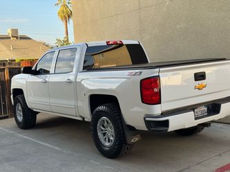2017 Chevy Silverado Z71