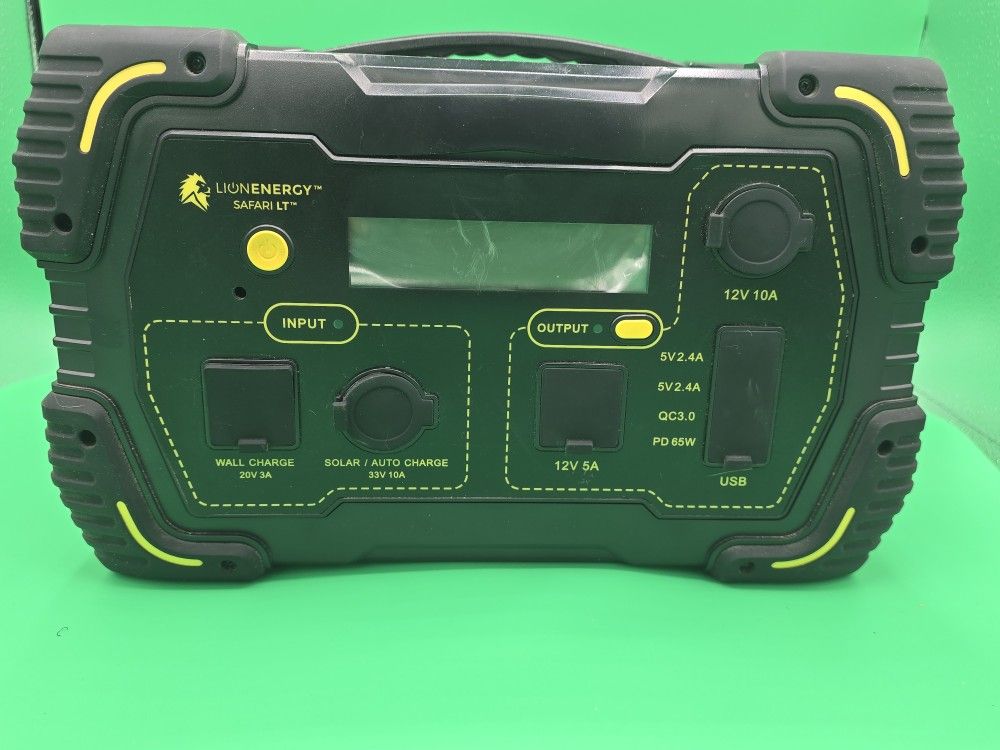 Lion Energy Safari LT Portable power Station