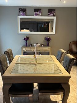 Kitchen Dining Table and Chairs