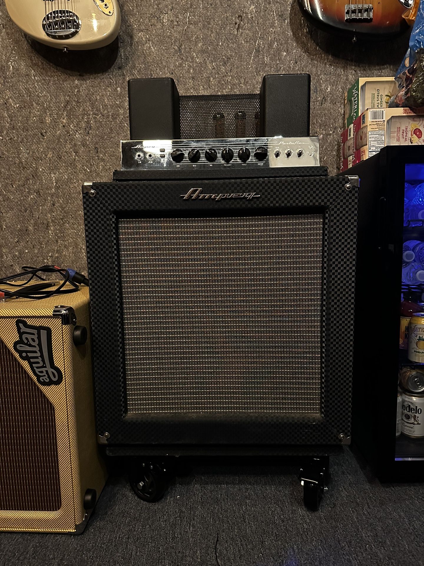 Ampeg B15R